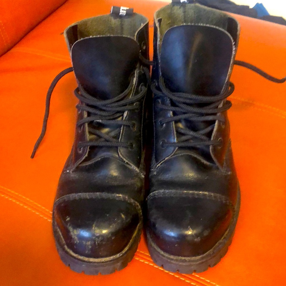 Black Leather Women's Boots